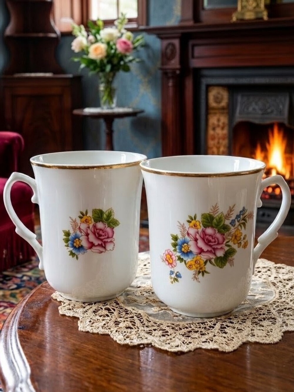 Crown Regent Fine China Floral Mugs Gold Trim Set Of 2 Vintage Teacups Romania